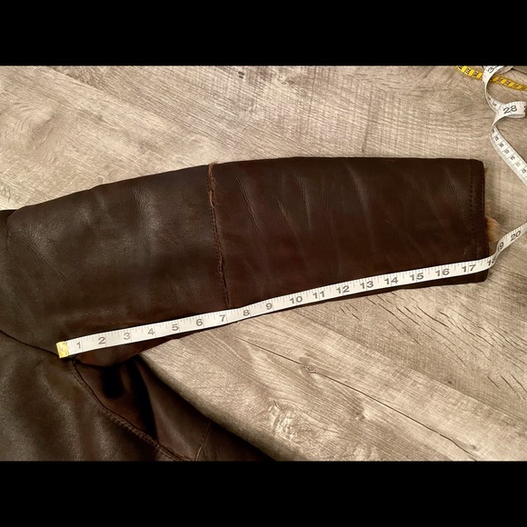 NIVOLA Shearling Fur Coat - Picture 12 of 13